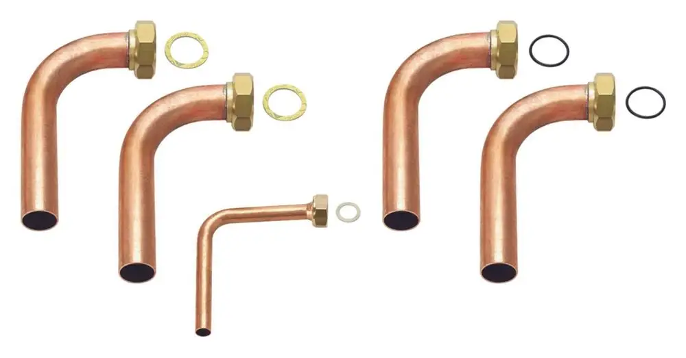 Vaillant Installationsset mit mehreren gebogenen Kupferrohren und Befestigungselementen, geeignet für Heizungsanwendungen.